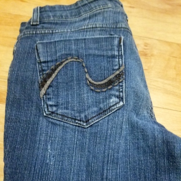 Grane Skinny Jeans - Picture 3 of 7